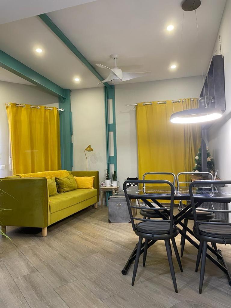 Apartamento Deluxe El Avion Appartement Alcalá de Henares Buitenkant foto