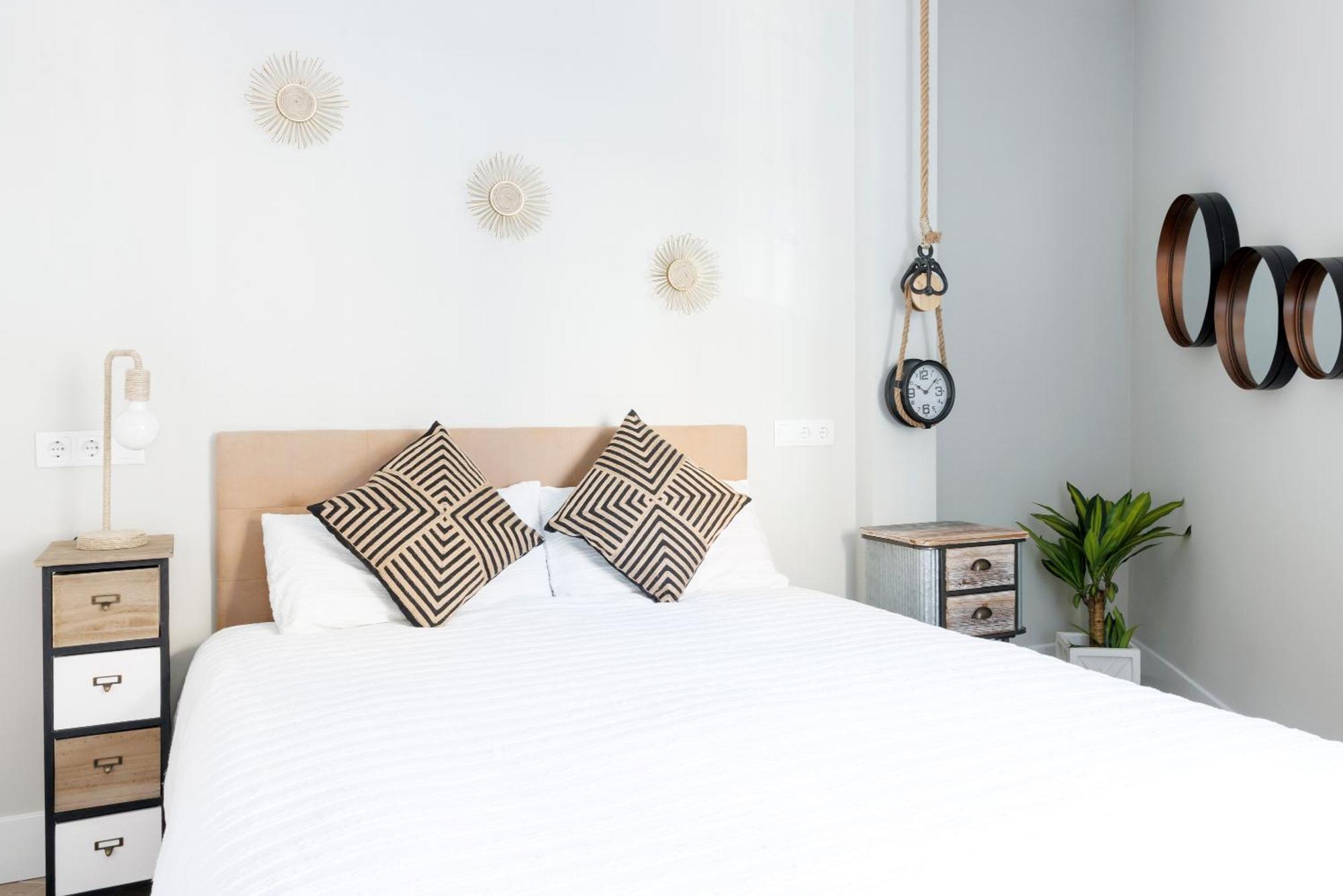 Apartamento Deluxe El Avion Appartement Alcalá de Henares Buitenkant foto